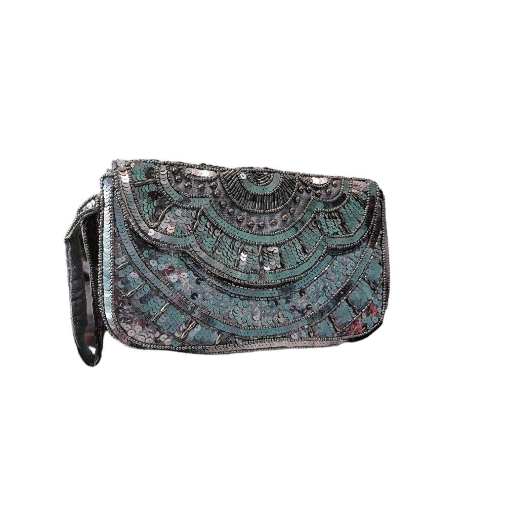 Sequined Silver Clutch / Purse With Magnetic Latch